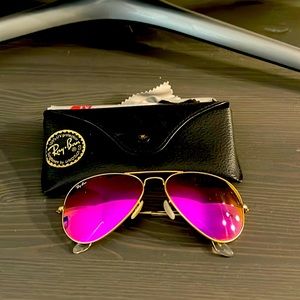 Ray Ban Aviators pink lenses